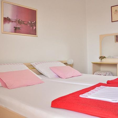 Villa Granic โพรไมนา ภายนอก รูปภาพ