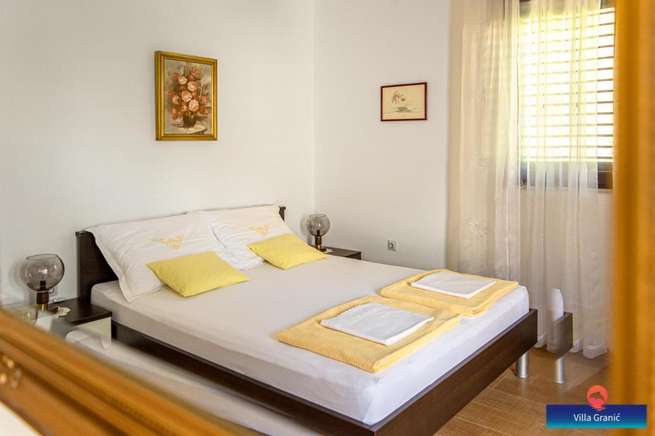 Villa Granic โพรไมนา ภายนอก รูปภาพ