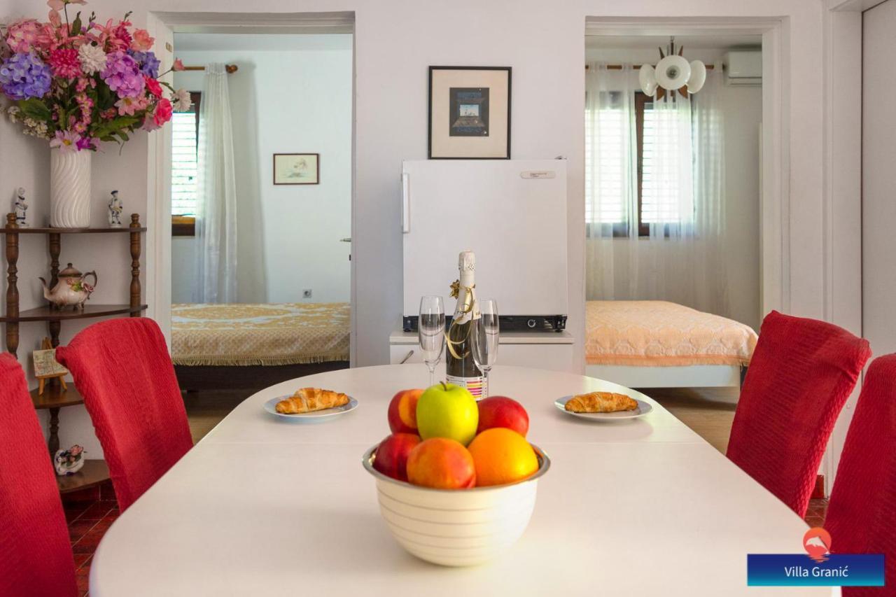 Villa Granic โพรไมนา ภายนอก รูปภาพ