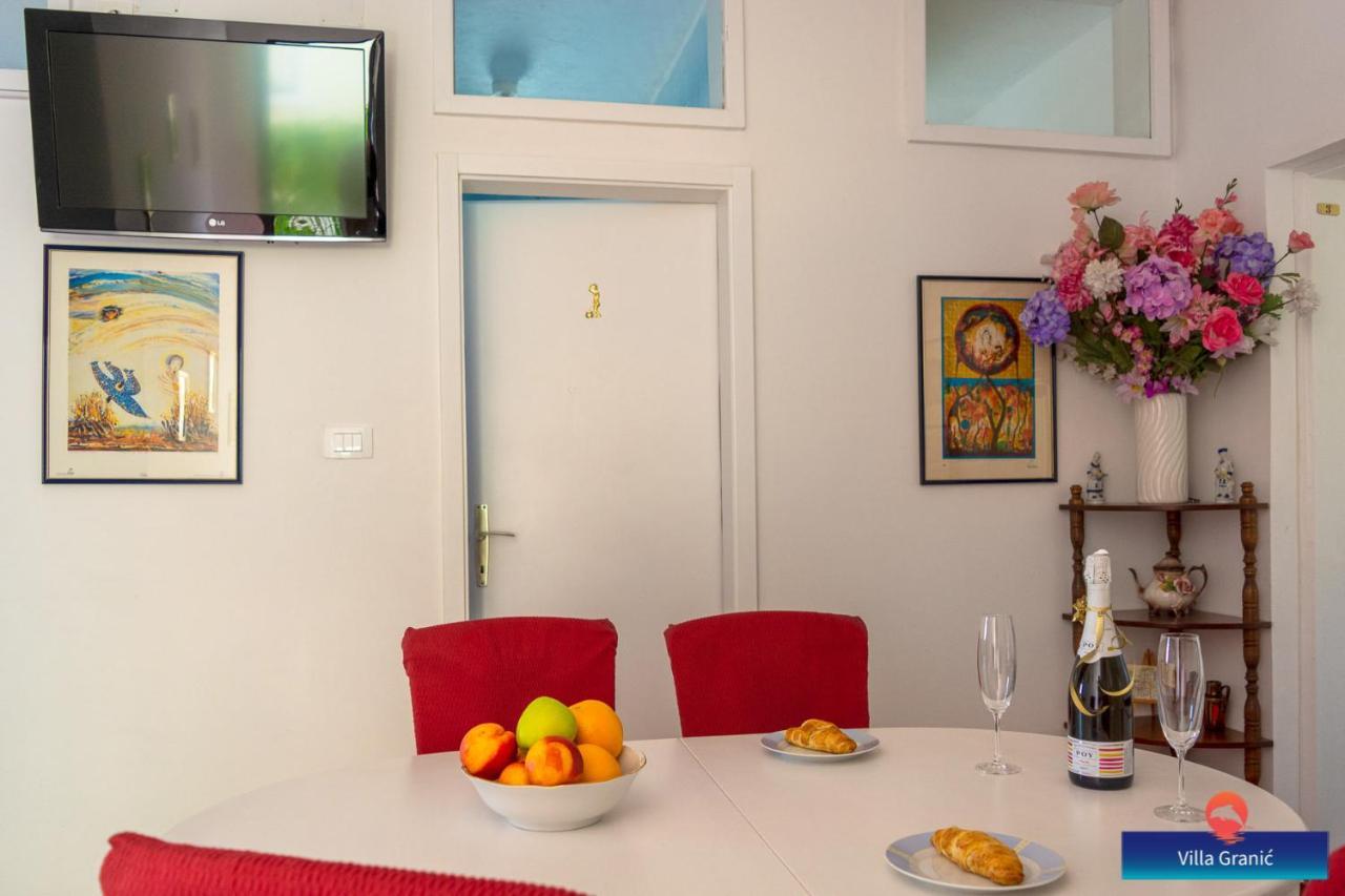 Villa Granic โพรไมนา ภายนอก รูปภาพ