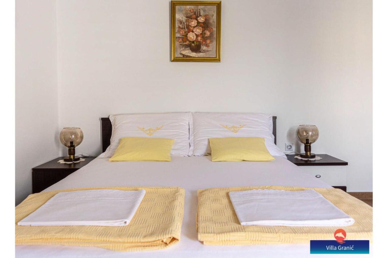 Villa Granic โพรไมนา ภายนอก รูปภาพ