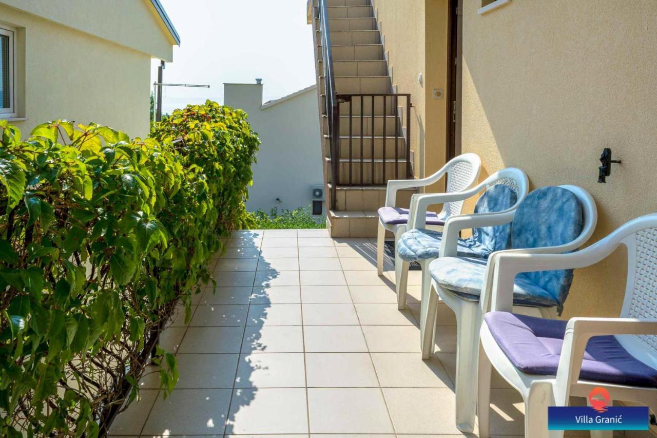 Villa Granic โพรไมนา ภายนอก รูปภาพ